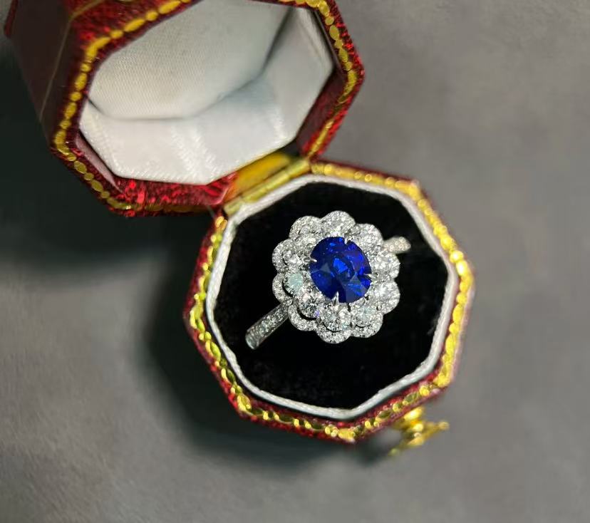  亮闪闪 时尚饰品百搭款 轻奢简约大气款BBB