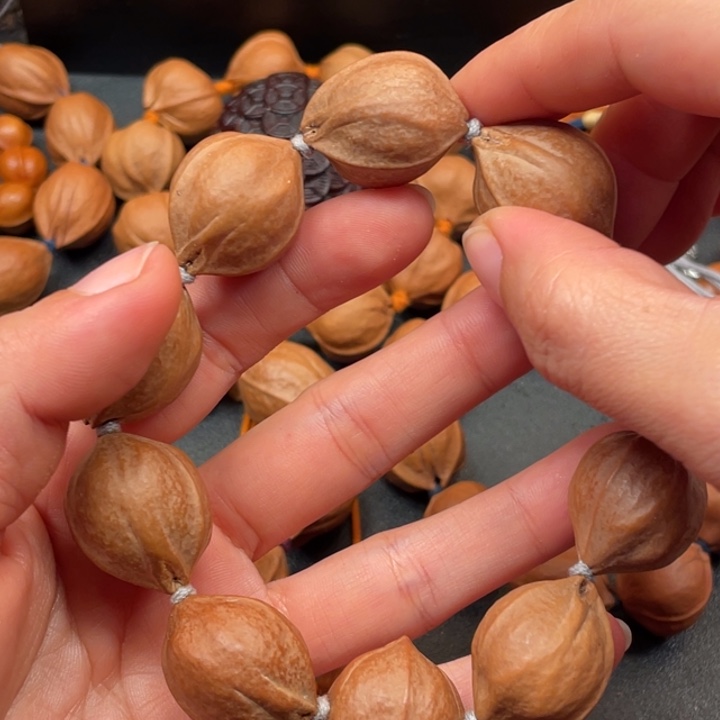 相***是手串/手链橄榄核梅林铁素21.527