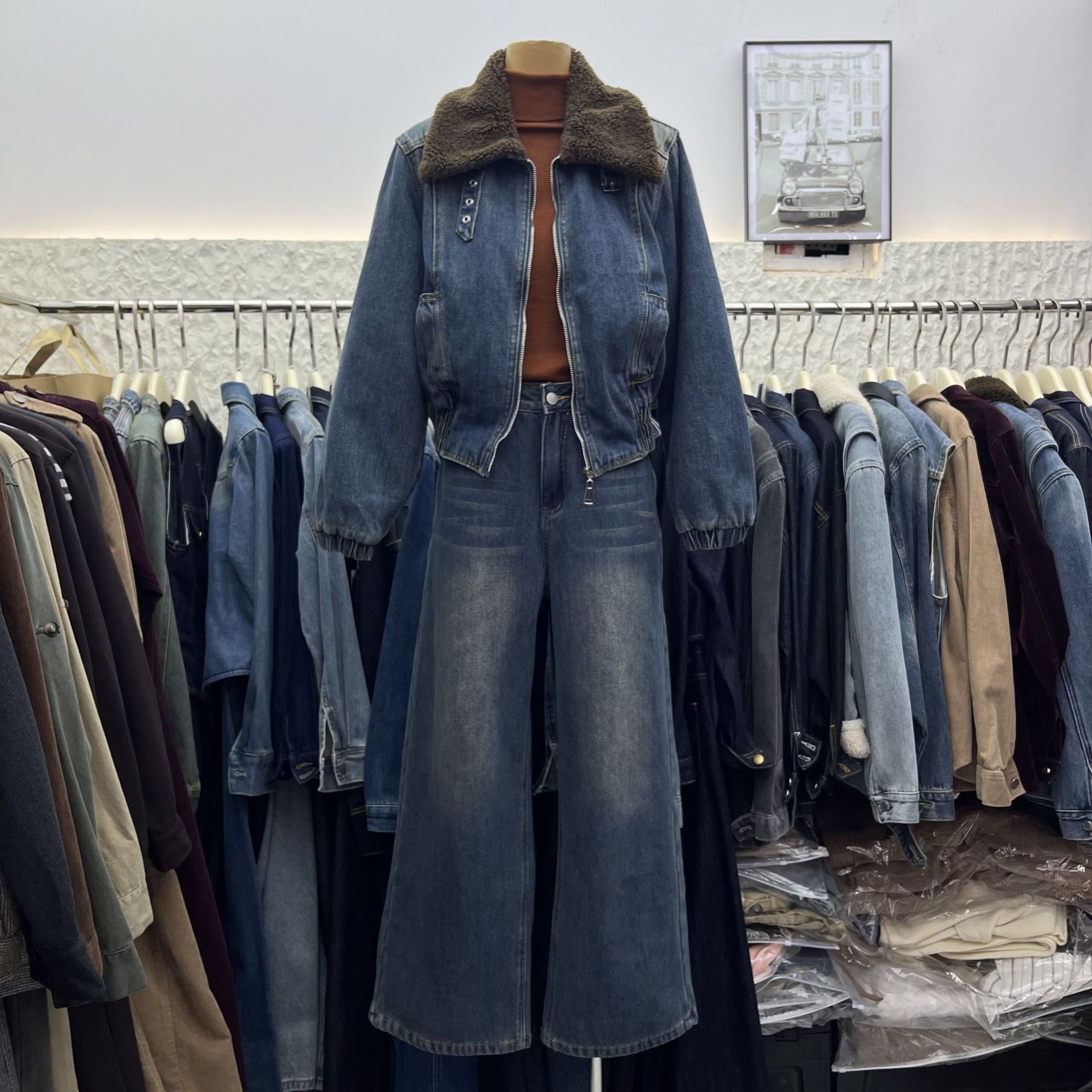 韩版时尚复古加绒毛翻领牛仔夹棉外套高腰显瘦直筒阔腿裤两件套女