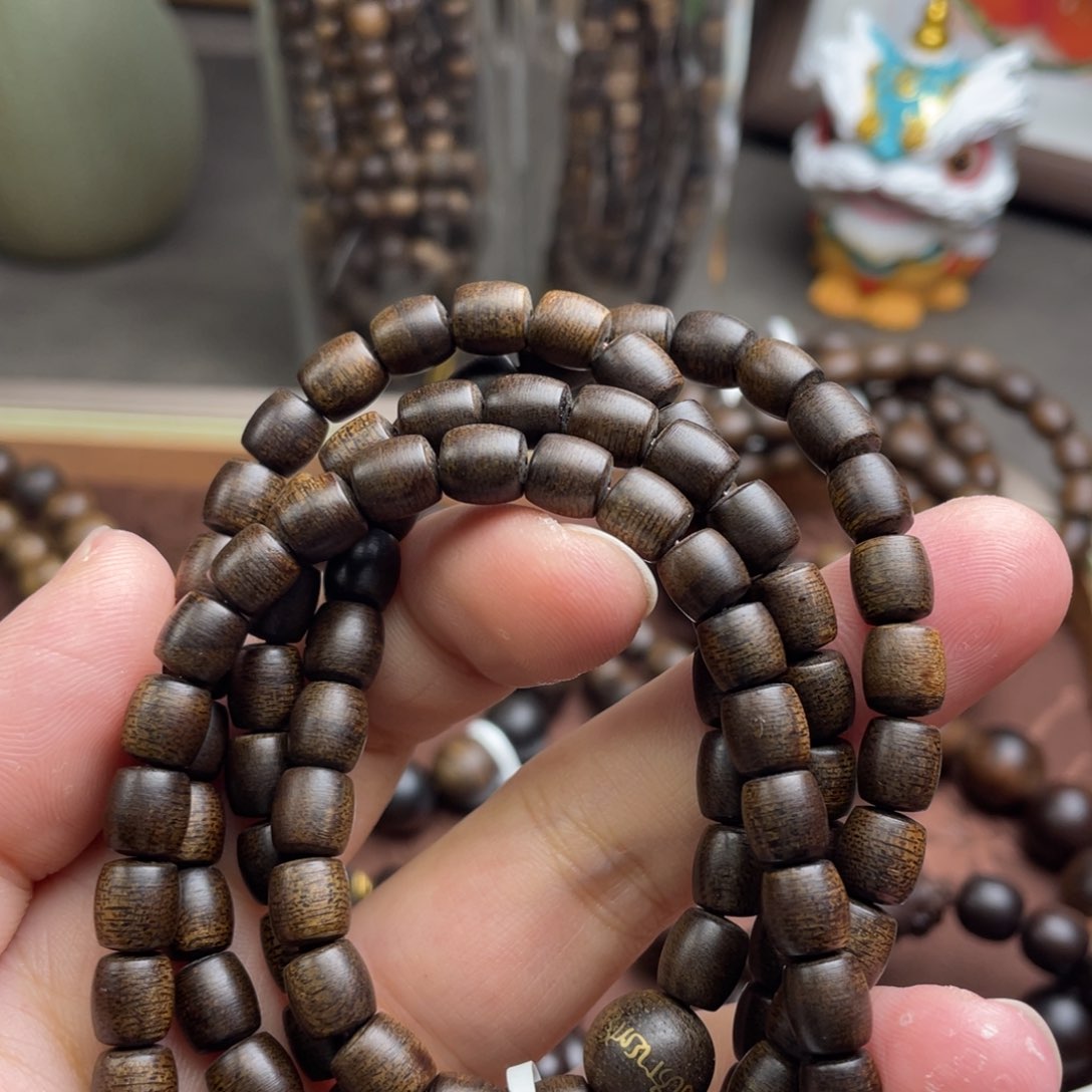 沉香手串用****3富森红土玉化瘤疤
