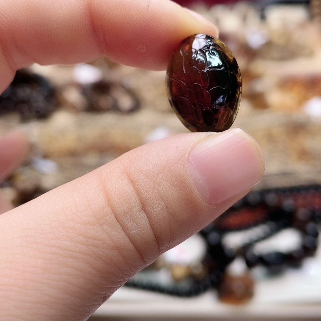 琥珀裸石未镶嵌华**f大