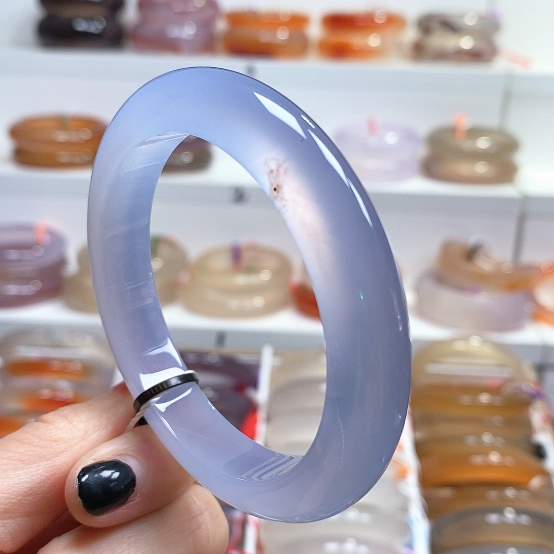 玛瑙/玉髓手镯未镶嵌有棉絮