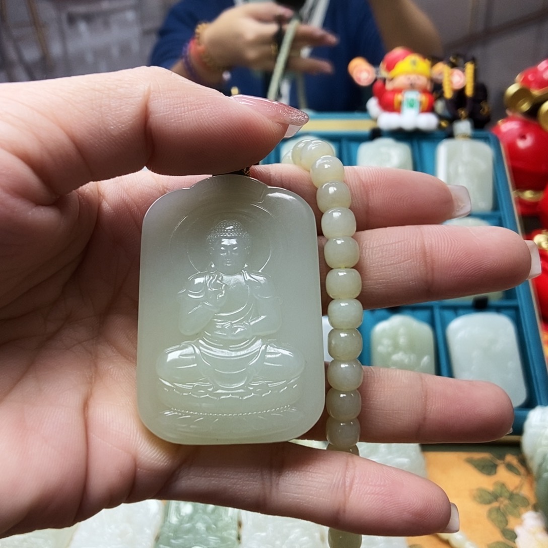 和田玉颈饰未镶嵌幸**远