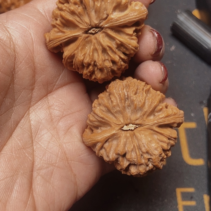 文玩核桃吊坠文玩72