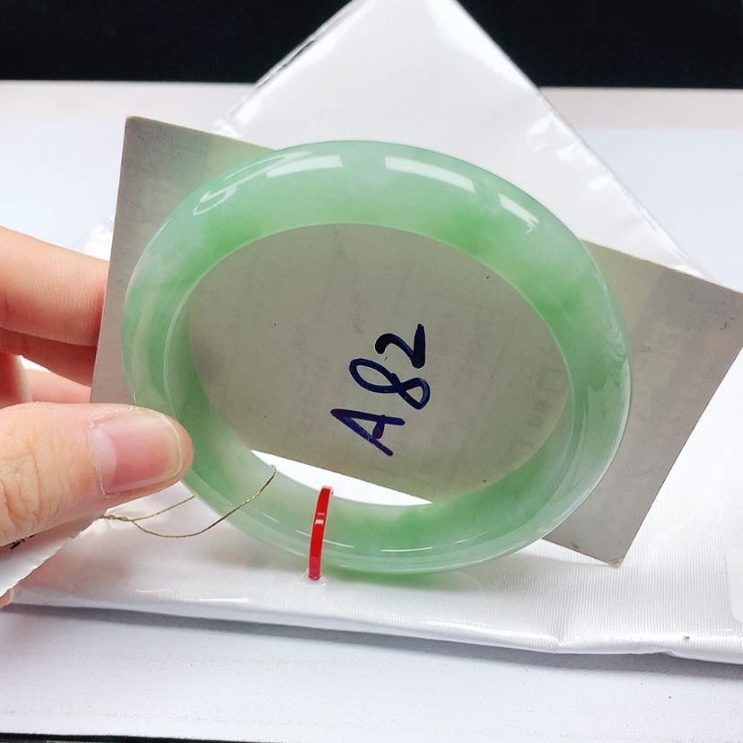 【闪购商品】翡翠手镯未镶嵌天然缅甸a货手镯57+