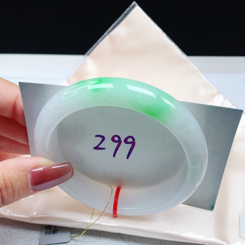 【闪购商品】翡翠手镯未镶嵌 正圈58