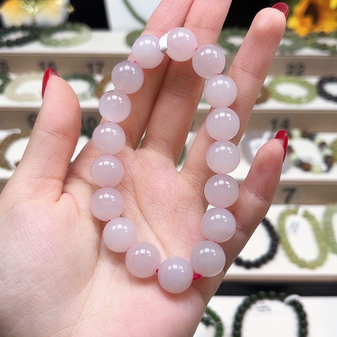 椰****和田玉未镶嵌手链