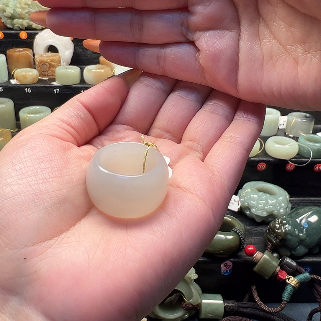 M***树和田玉未镶嵌戒指内径20