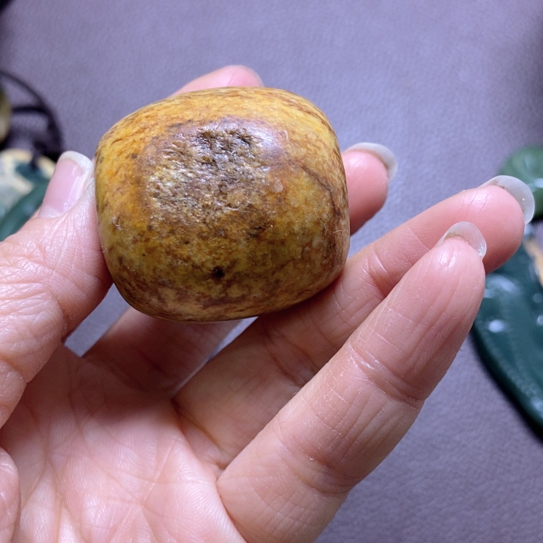 岫岩河磨玉（透闪石质玉）挂件未镶嵌