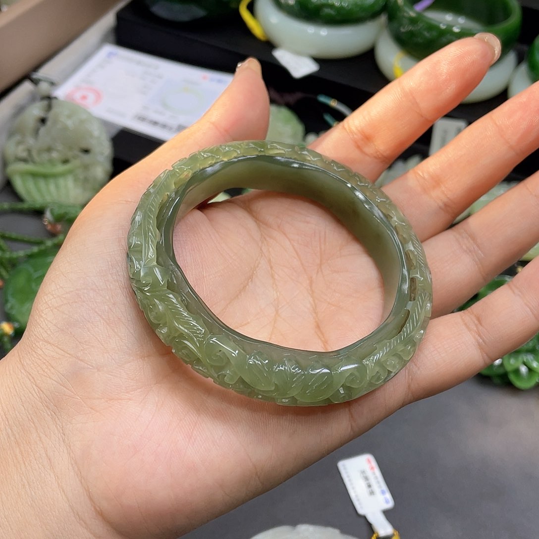 和田玉手镯5859圈口13未镶嵌