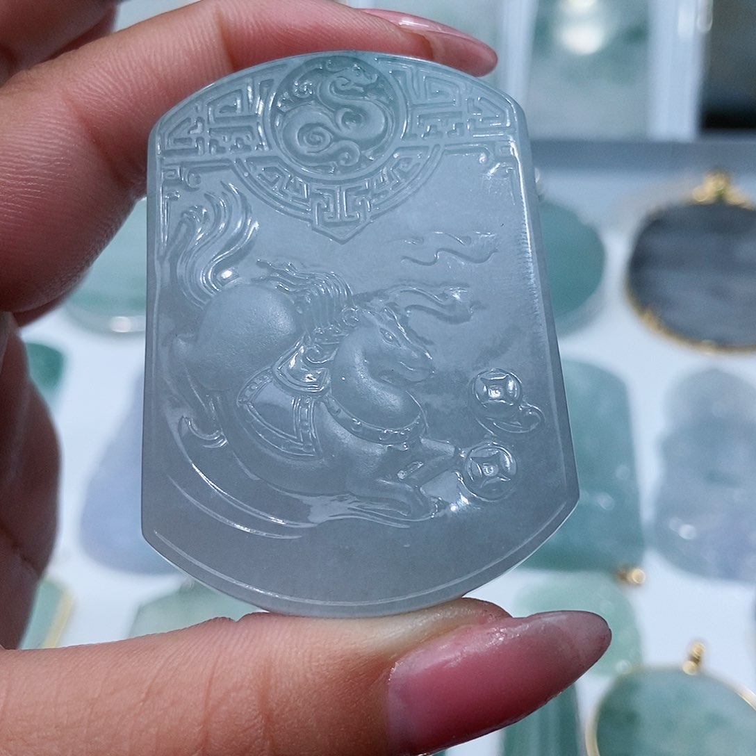 翡翠吊坠(不含链)未镶嵌