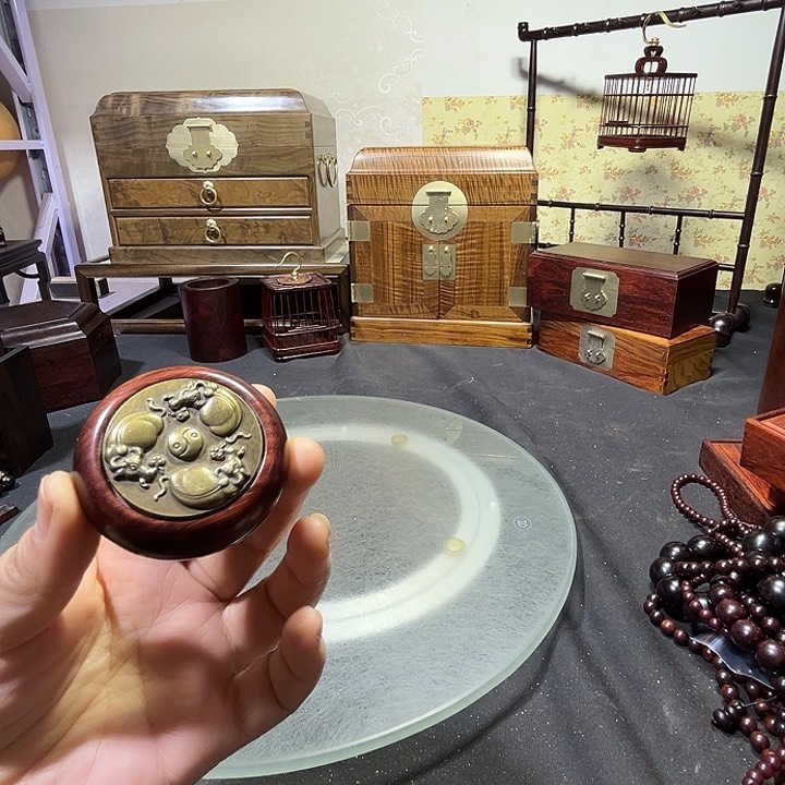 非洲紫檀（红花梨）非洲紫檀