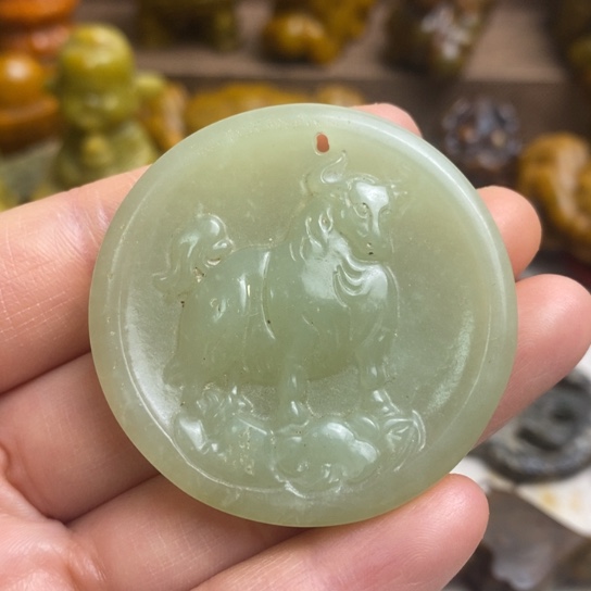 蛇纹石玉未镶嵌颈饰116