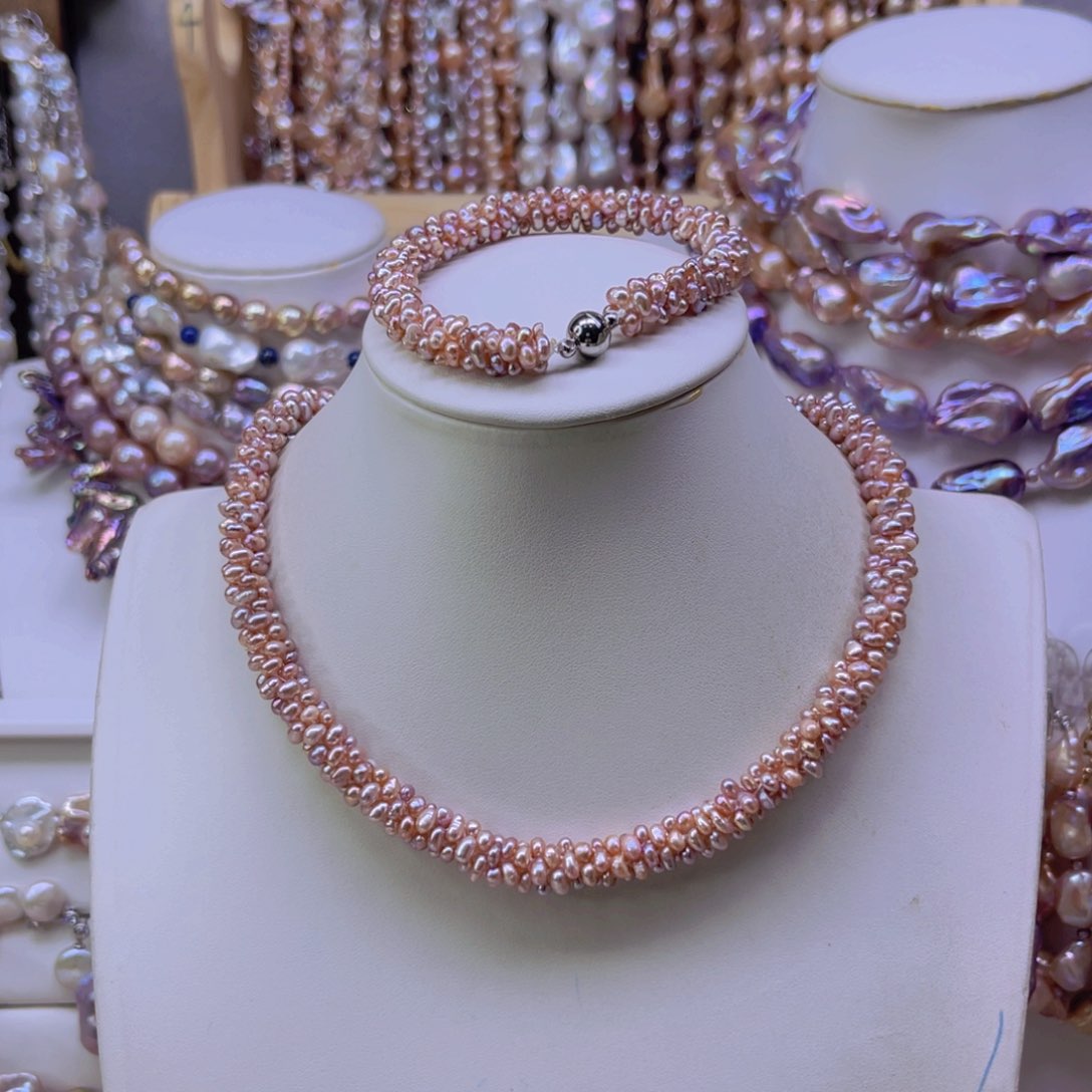 钰***淡水珍珠手绳合金