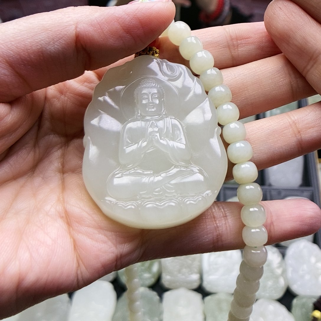 和田玉颈饰未镶嵌王*军