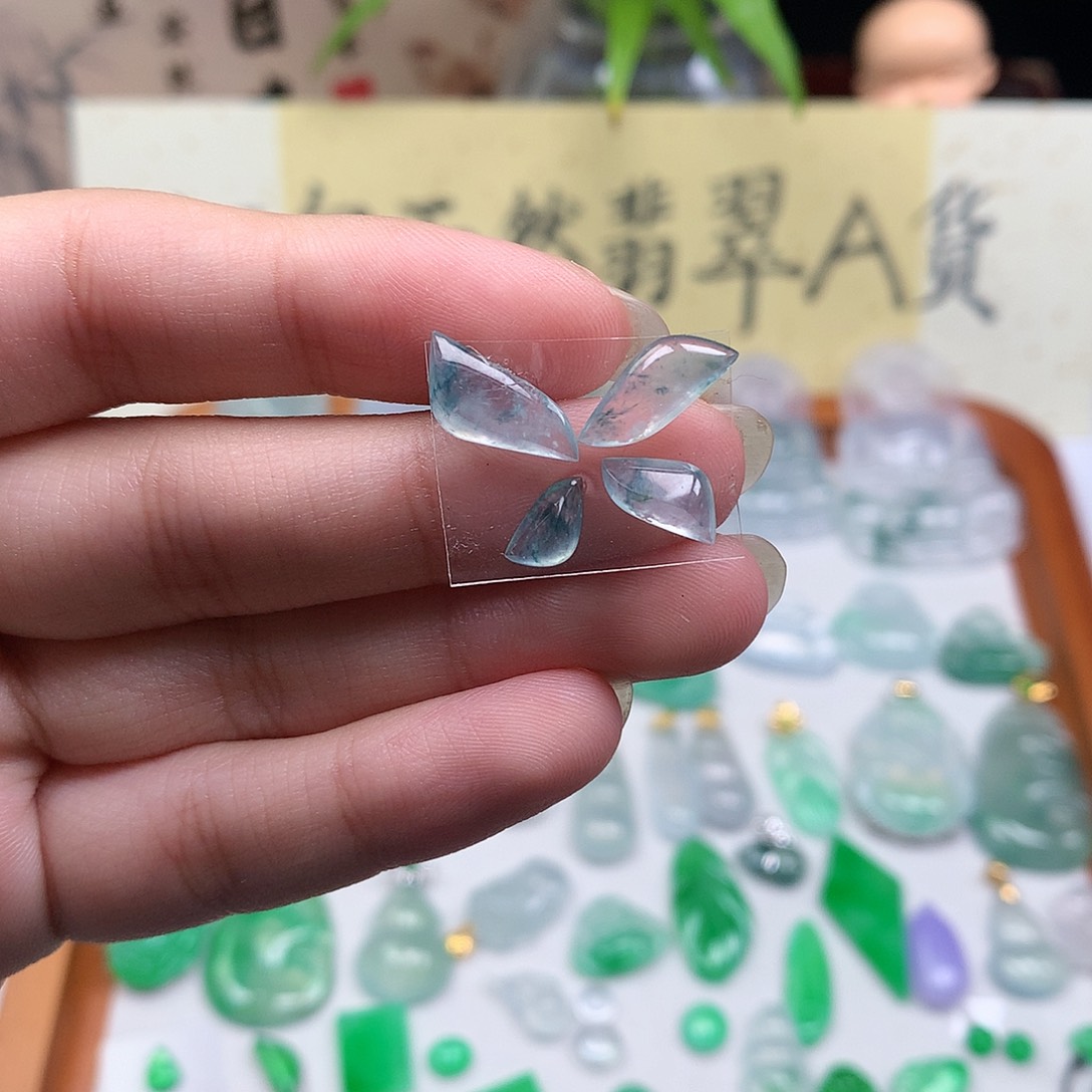 翡翠散珠缅甸天然A货翡翠冰种随形