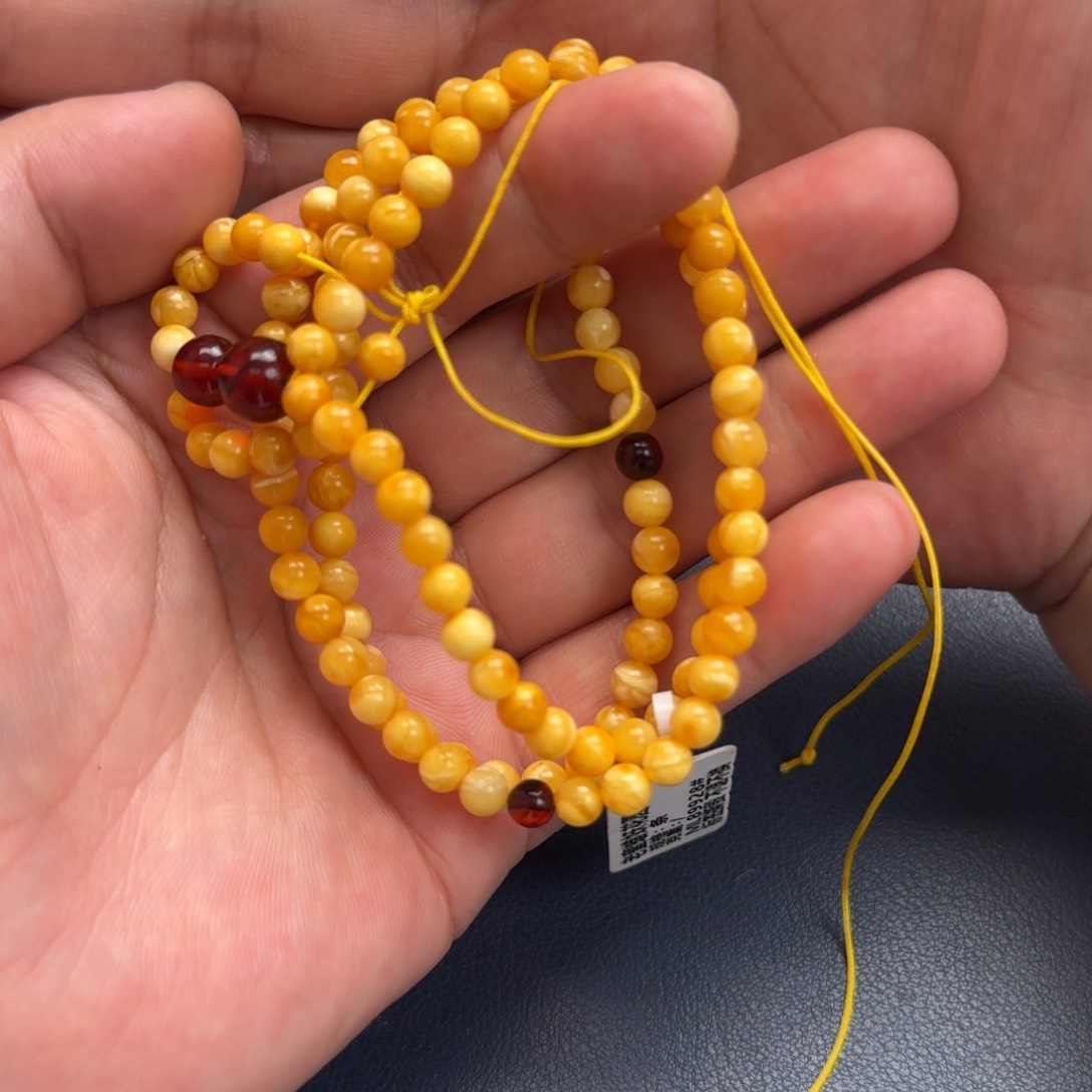 未镶嵌琥珀珠宝奇石1