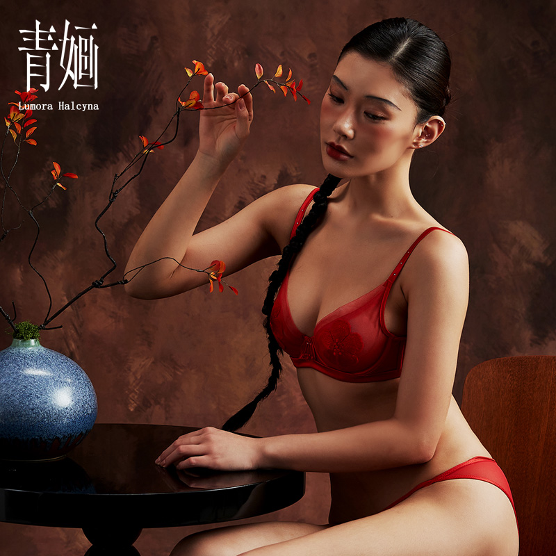 【芙蓉】女士包臀舒适超薄蕾丝内裤柔软三角裤HK84230