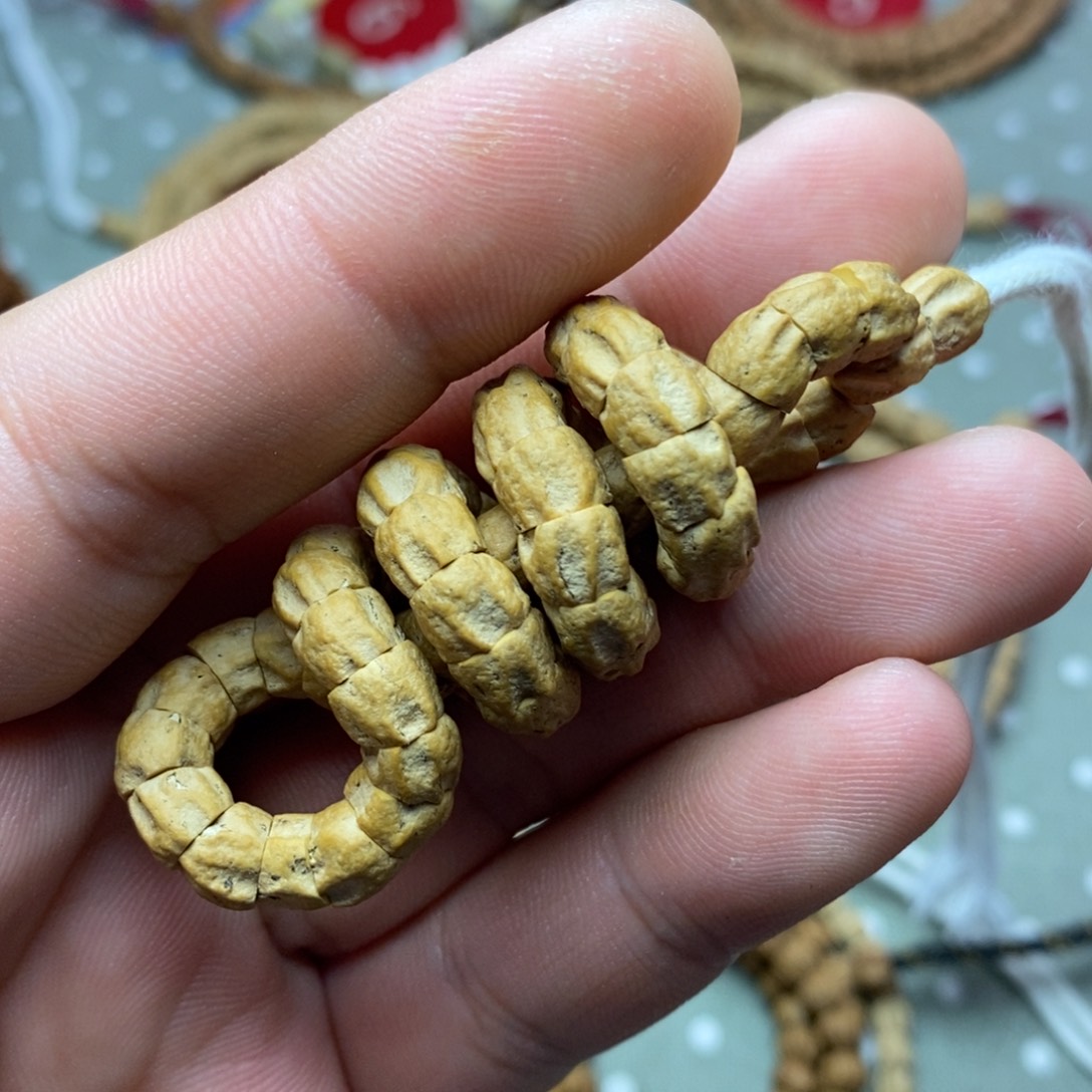 柏香籽/百香籽吊坠手作热振油皮多棱顺大肠6.6左右