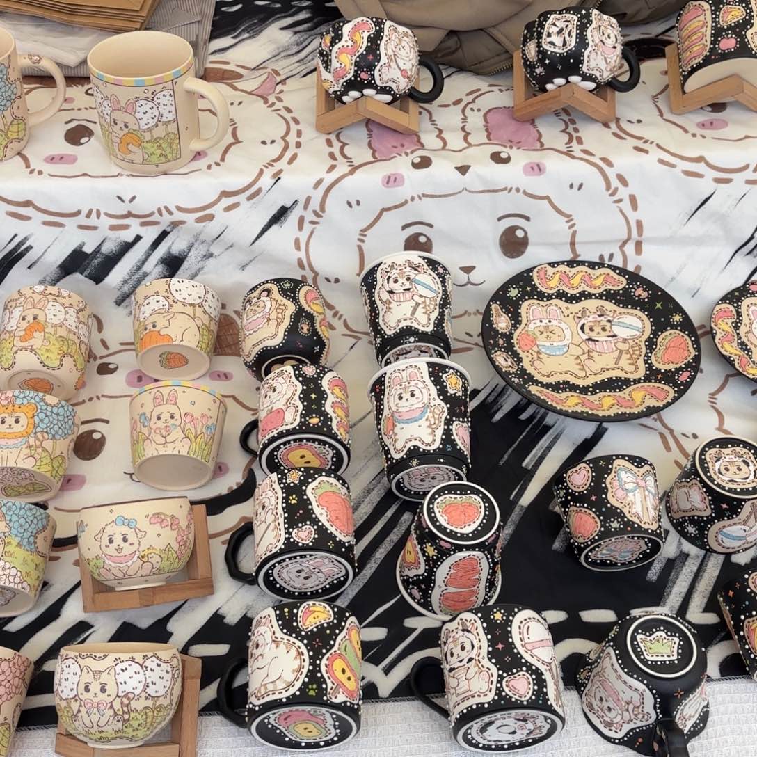 瓷片可爱的鸭鸭鸭鸭鸭