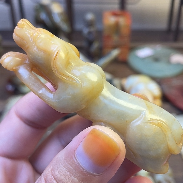 未镶嵌和田玉（糖玉）挂件