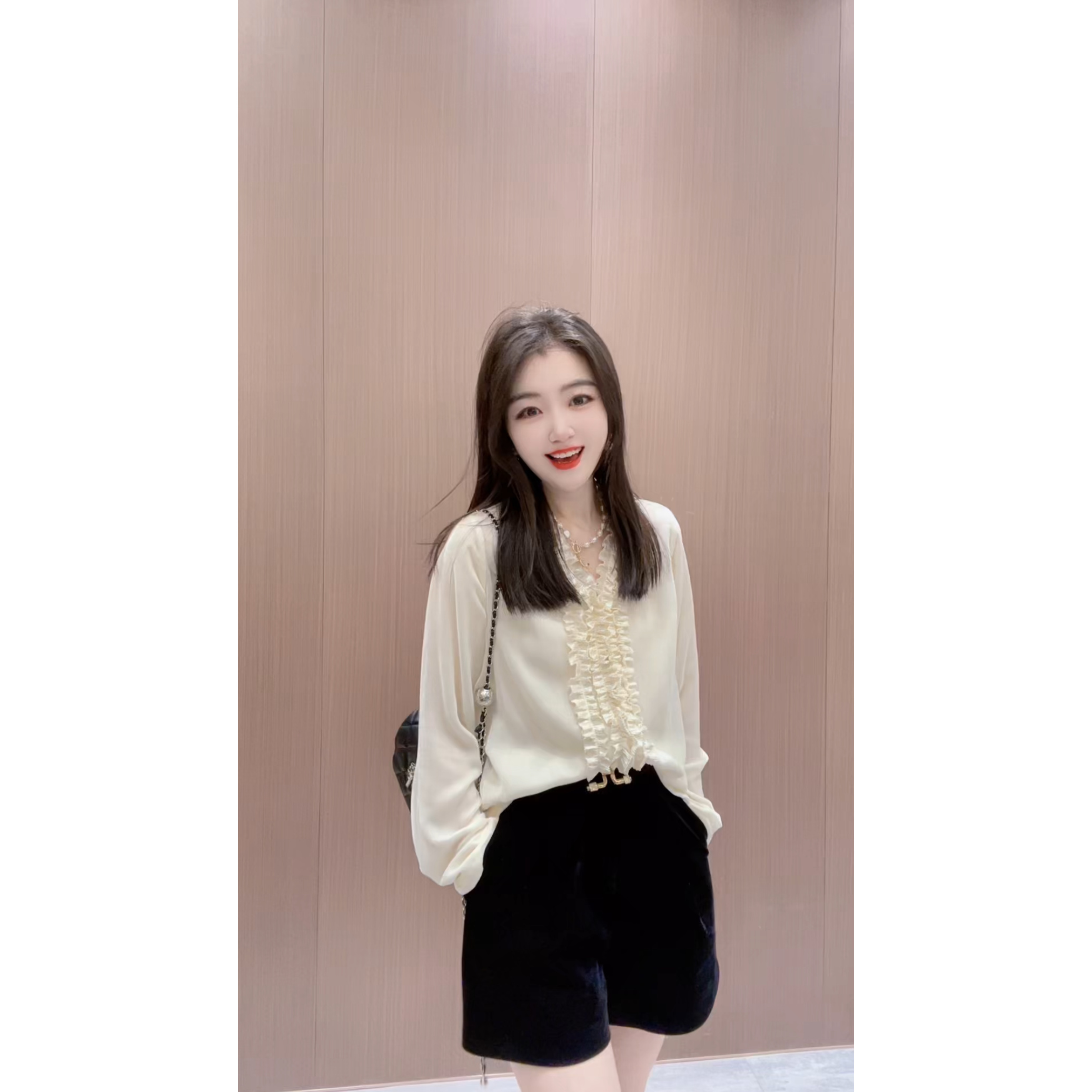 《CHUN》压褶花边桑蚕丝丝绒上衣