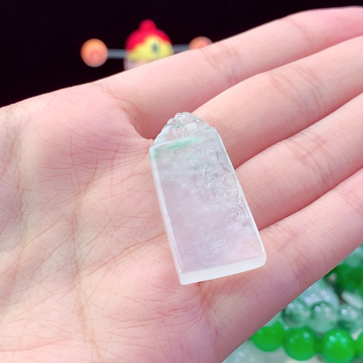 翡翠未镶嵌吊坠(不含链)天然翡翠