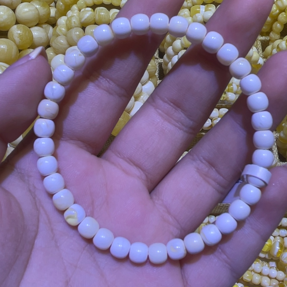 手绳琥珀未镶嵌5.5m