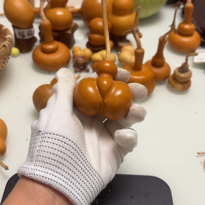 止***。天然手捻老皮葫芦