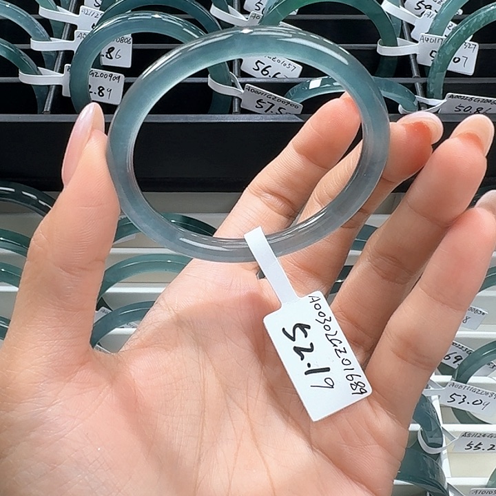 翡翠手镯未镶嵌叁*52.19