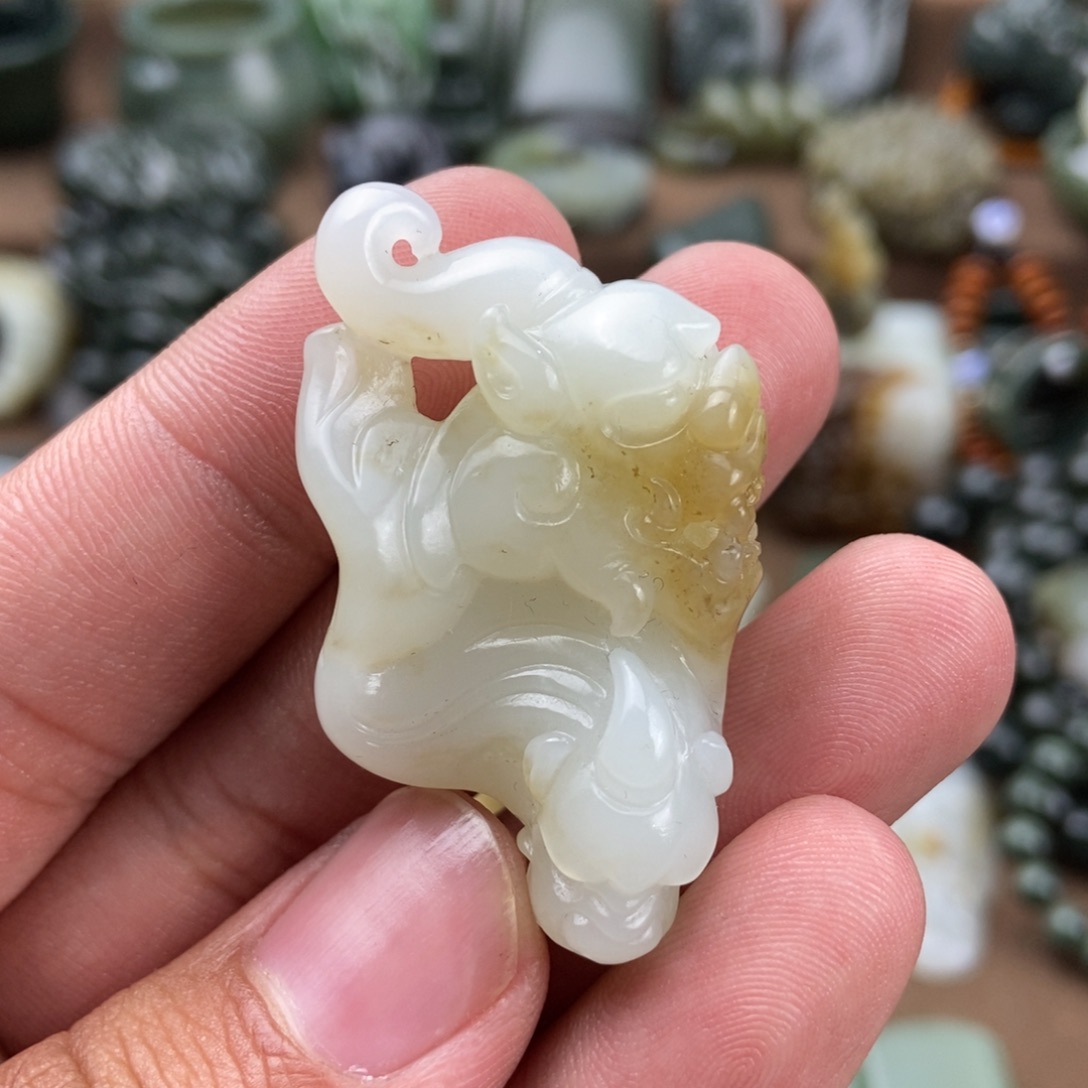 和田玉挂件未镶嵌