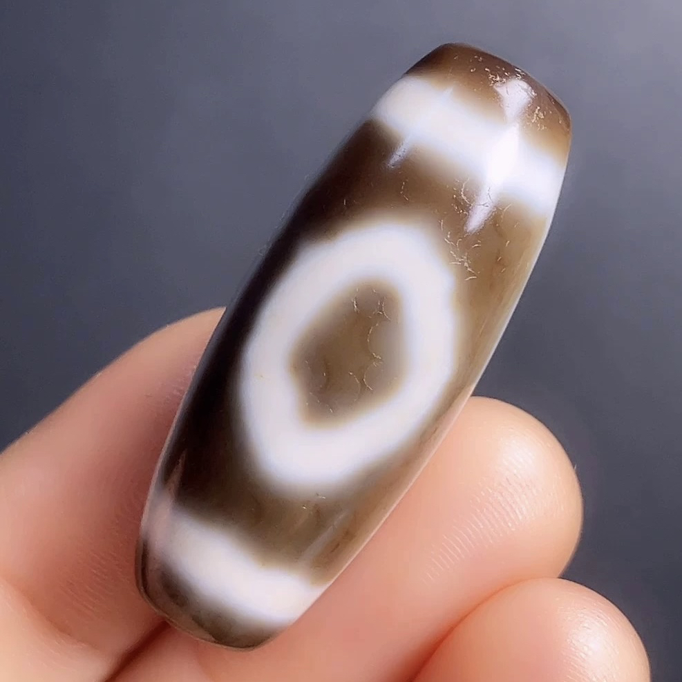 吴老至纯老料高油润二眼天珠天然玛瑙真品37.1x11.9