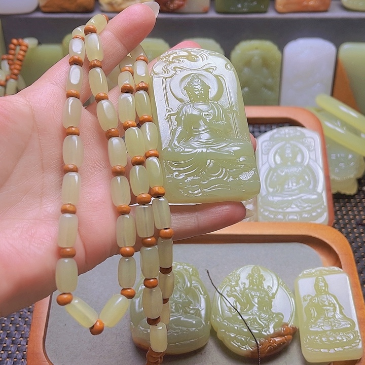 新疆昆仑山脉料观音