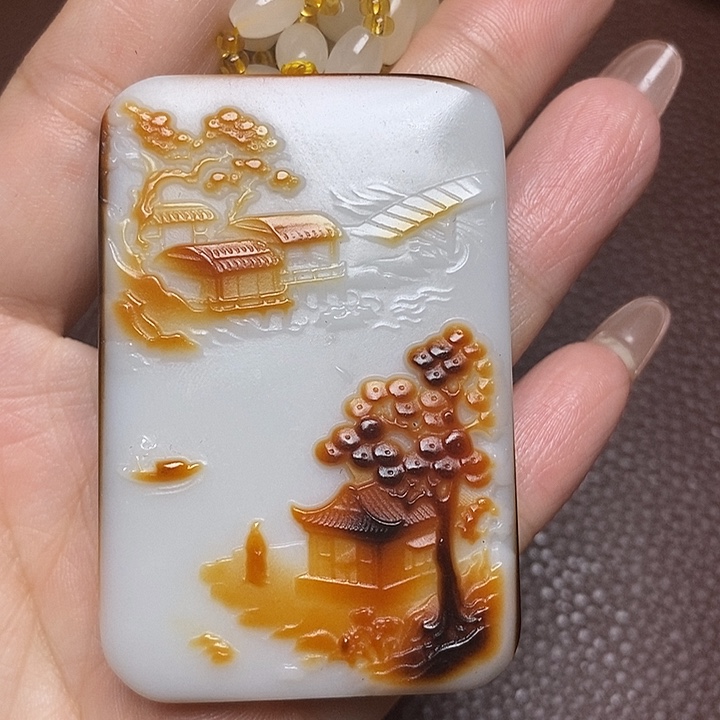 和田玉颈饰未镶嵌