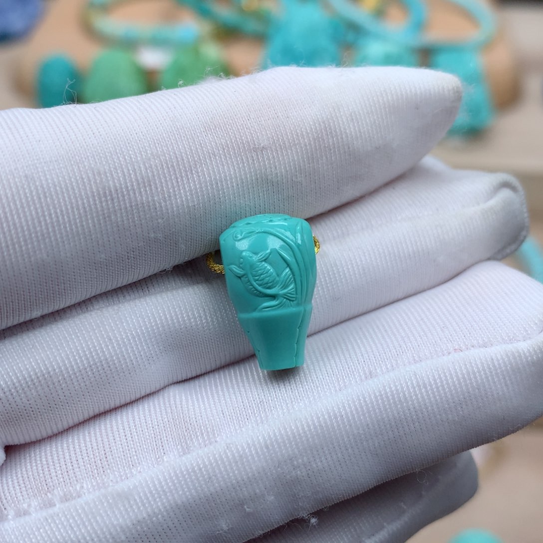 绿松石珠宝奇石未镶嵌