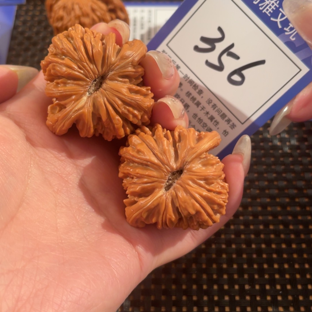 文玩核桃把件，*356号41尺楼