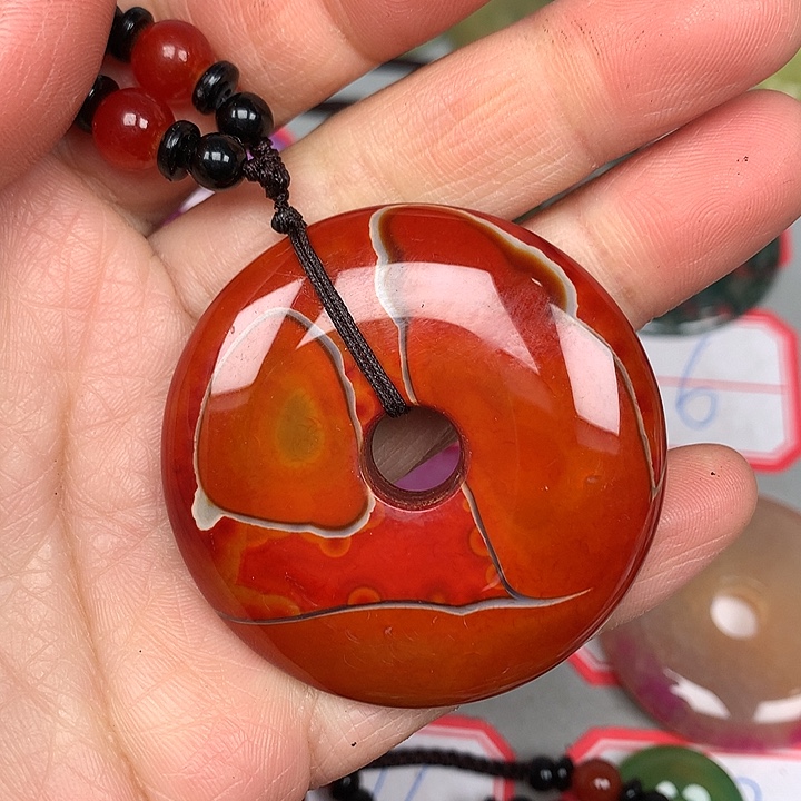 好***喜玛瑙/玉髓未镶嵌颈饰