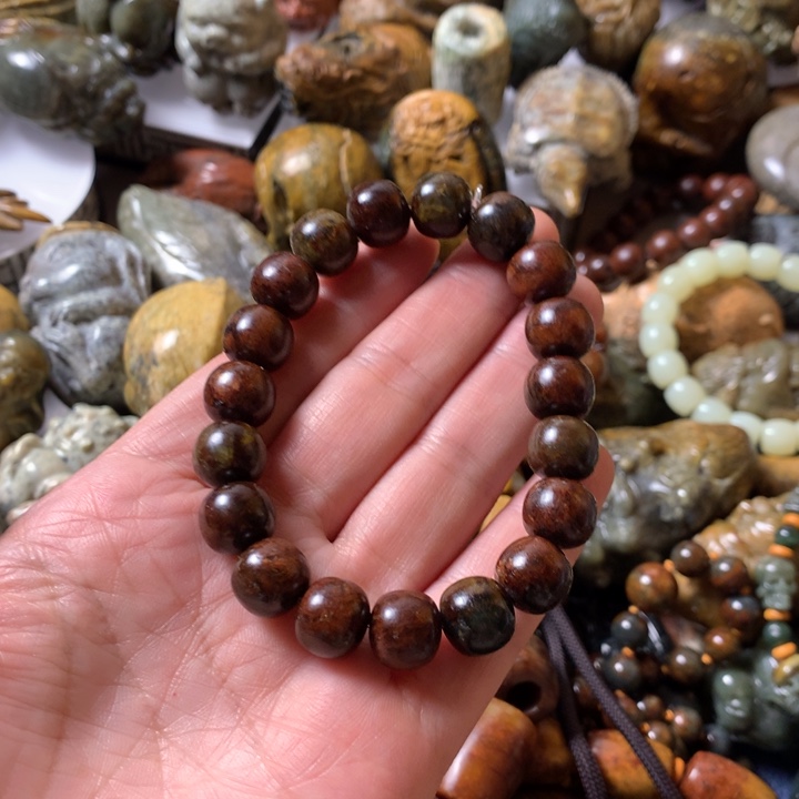 岫岩河磨玉（透闪石质玉）手链未镶嵌