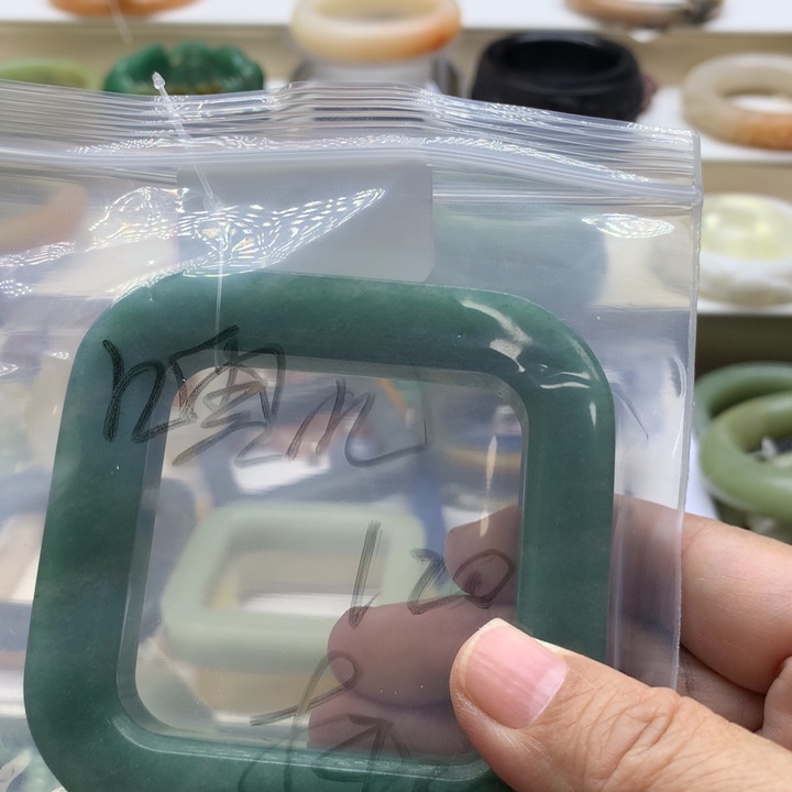 石英质玉zzzzzzzzzzz未镶嵌