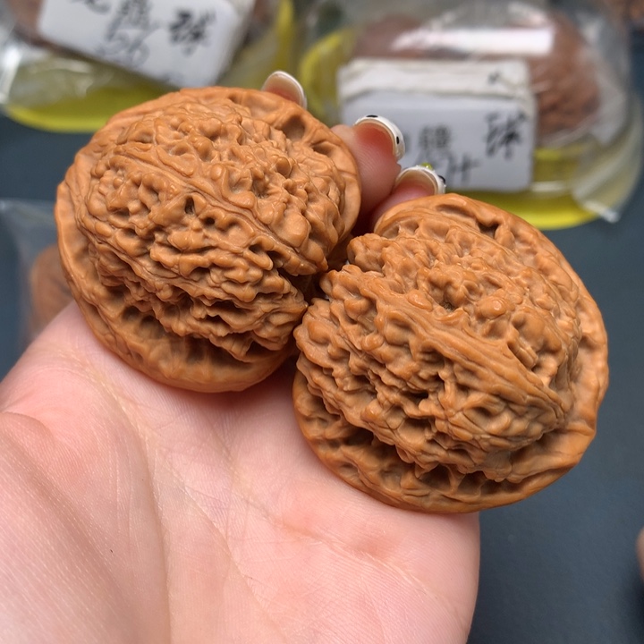 文玩核桃把件46-30531-0