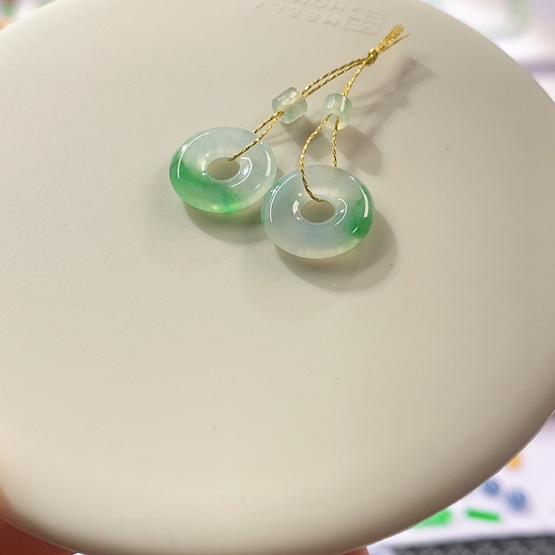 翡翠散珠冰飘阳绿甜甜圈一对
