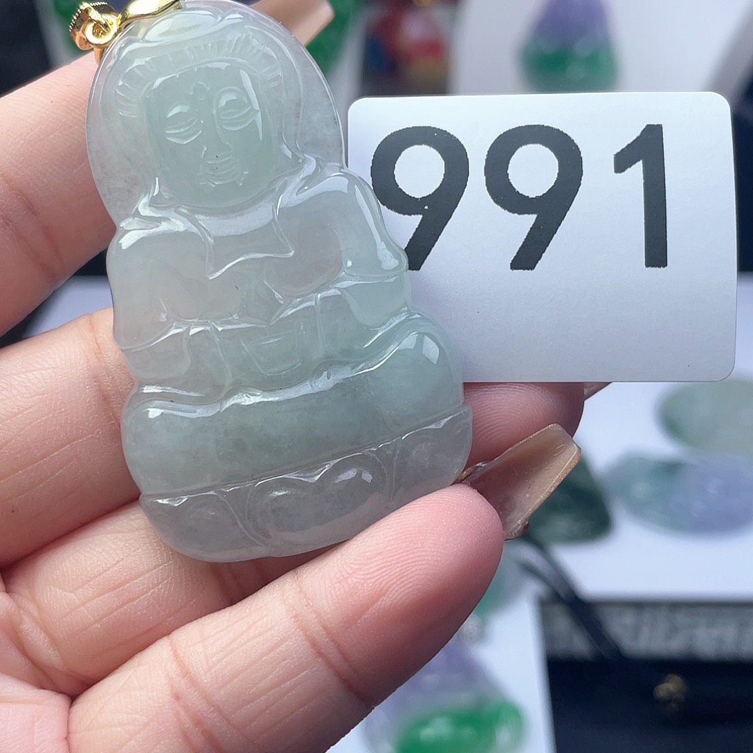 翡翠吊坠(赠链)未镶嵌