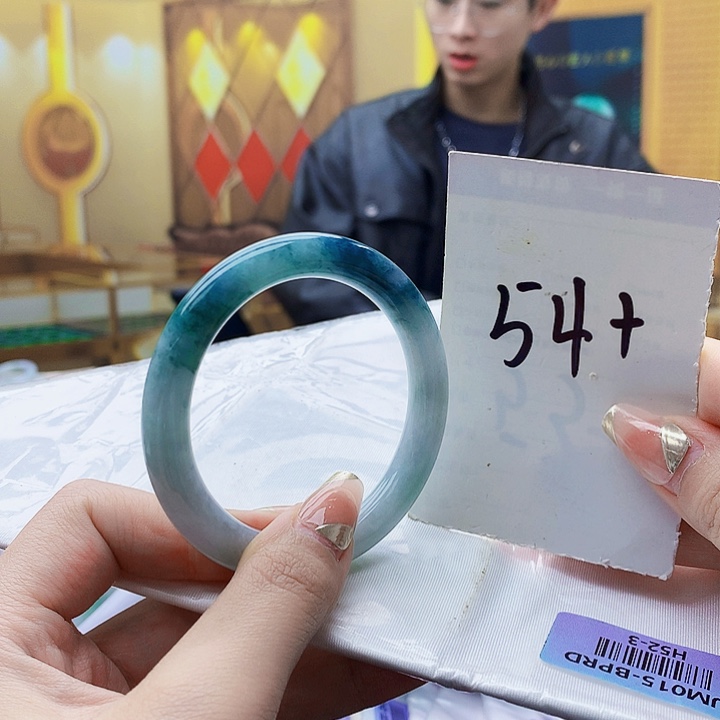 翡翠未镶嵌手镯0009……