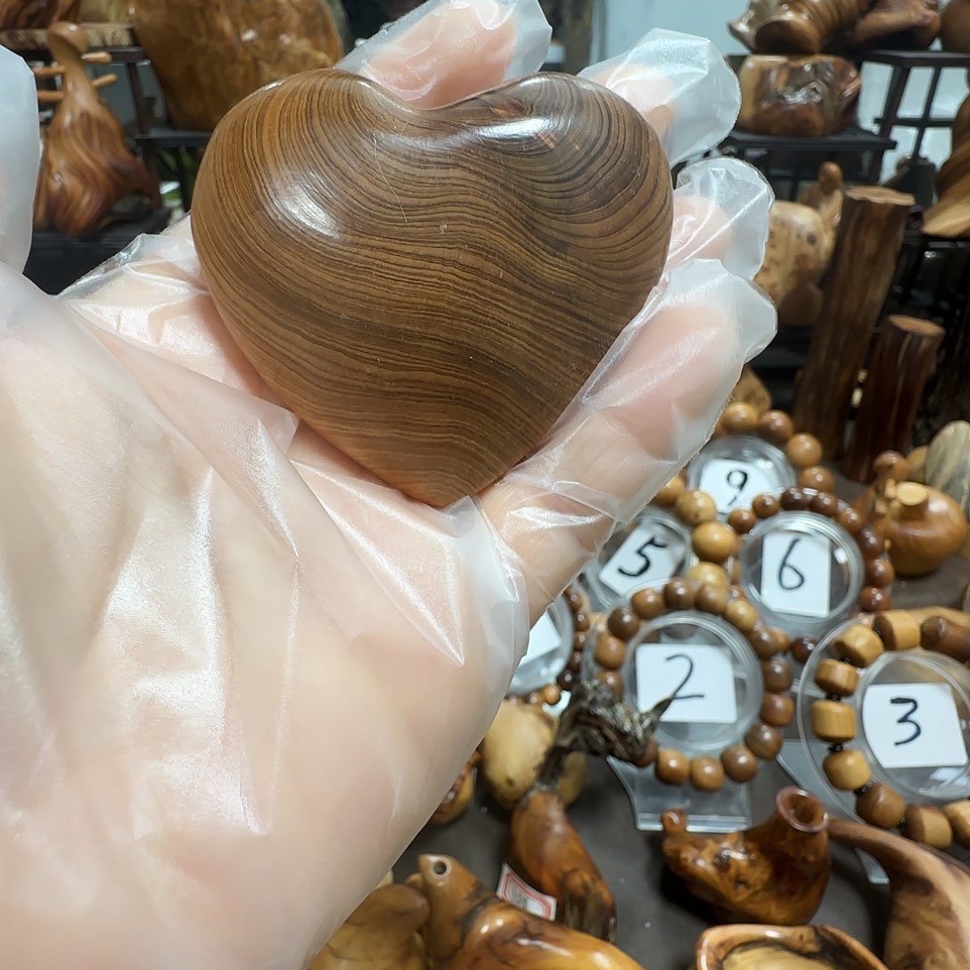 柏木（崖柏）太行崖柏陈化黑油闻香小爱心