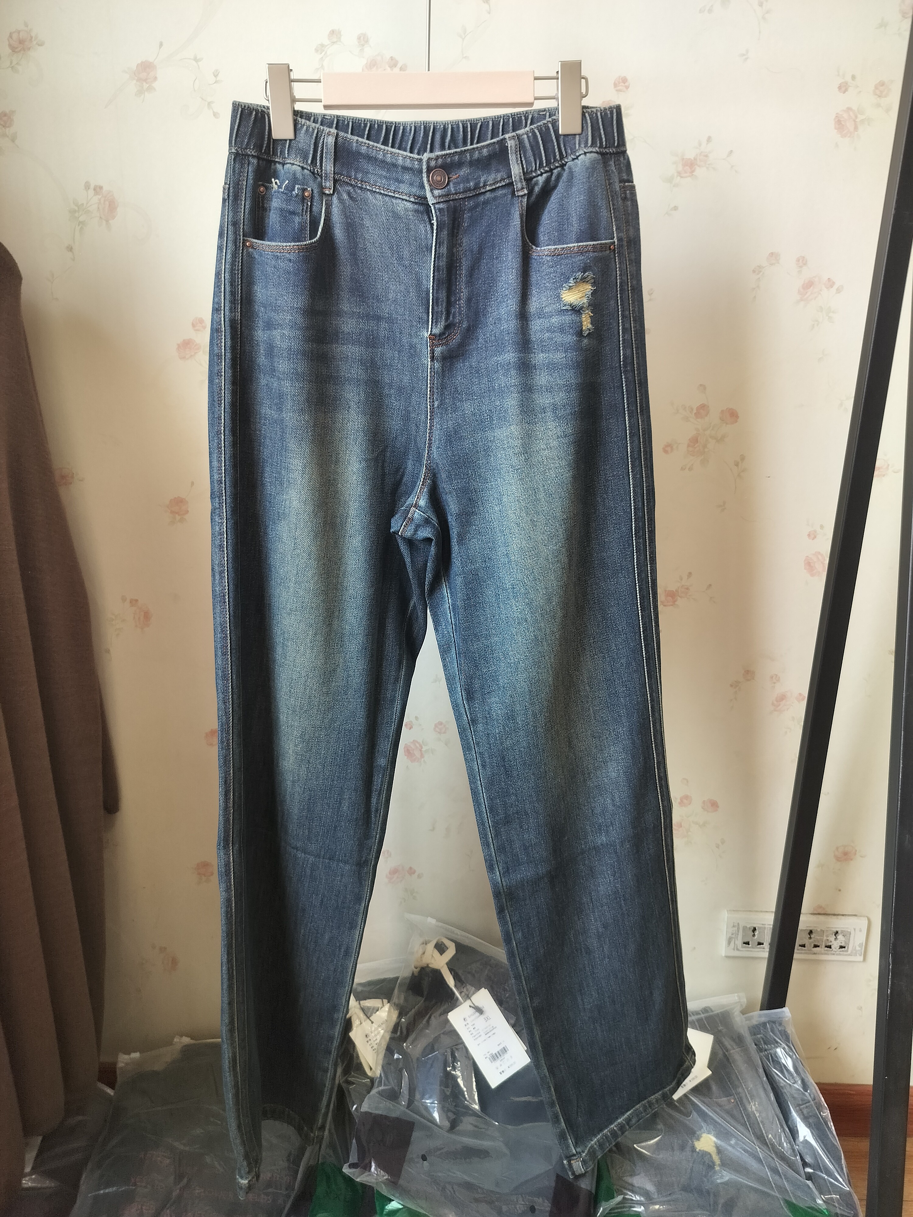 水淼2025秋季新款窄版阔腿裤1636