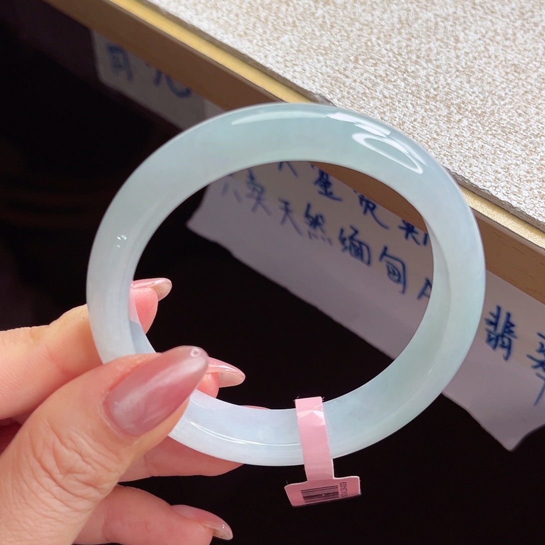 翡翠未镶嵌手镯手镯