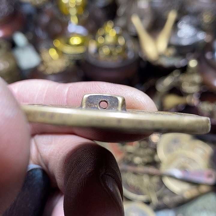 白***云小杨推荐铜物件一个