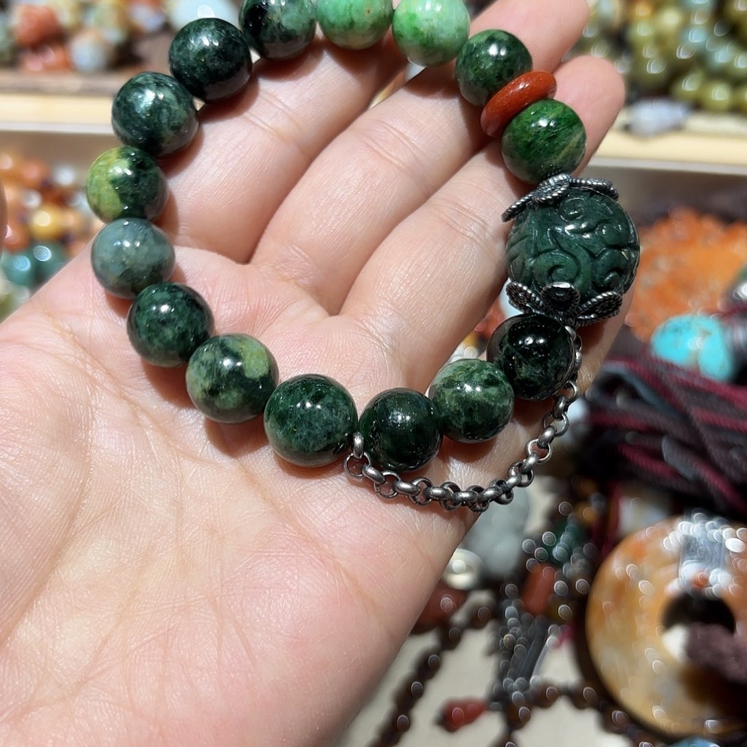 翡翠未镶嵌颈饰原创