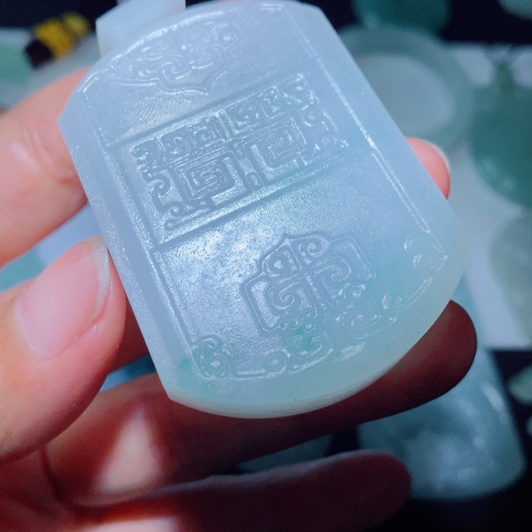定制翡翠未镶嵌毛货吊坠