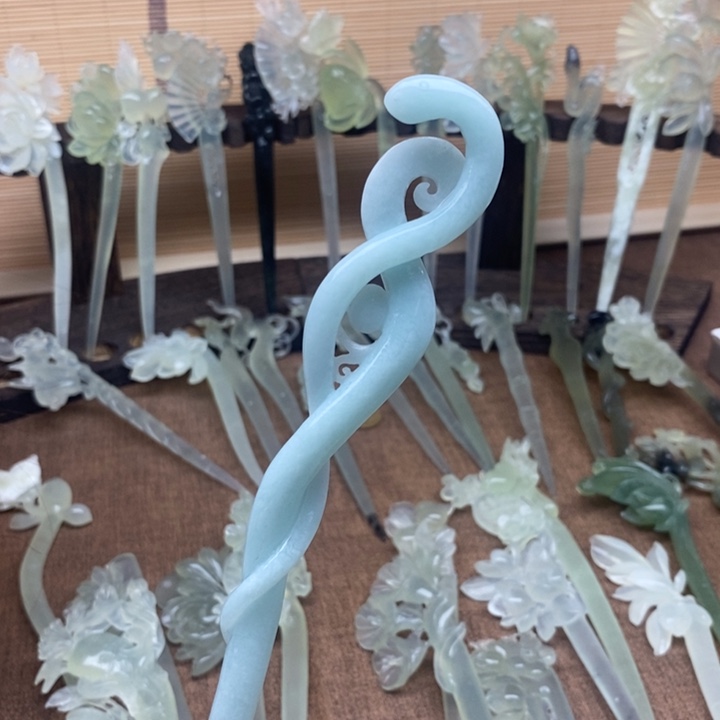 守***你蛇纹石玉未镶嵌发簪